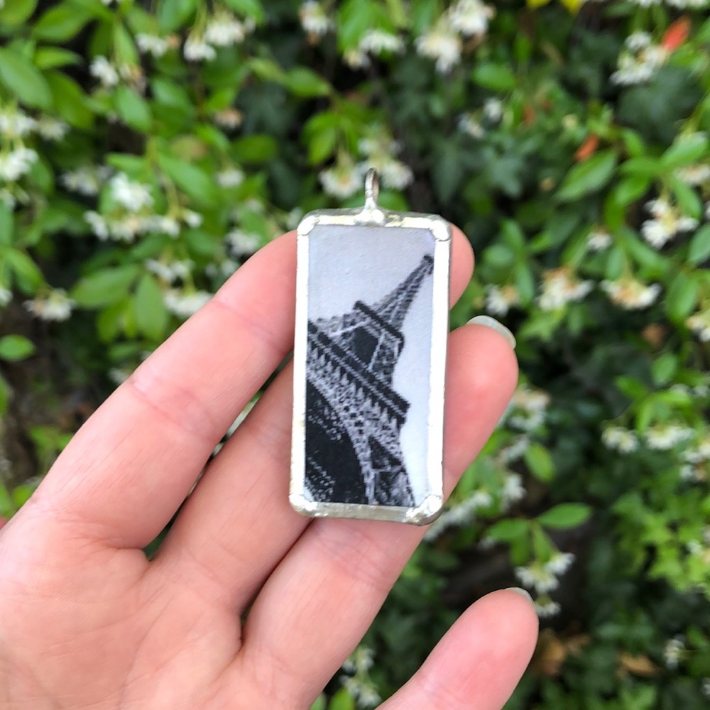 Eiffle tower and domino pendant